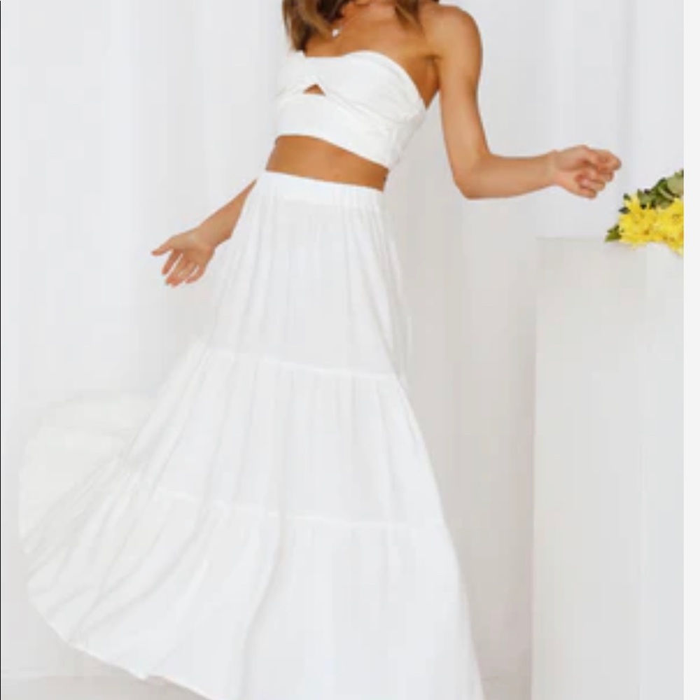 New With Tags! Skirt and crop stop set, very comfortable set.